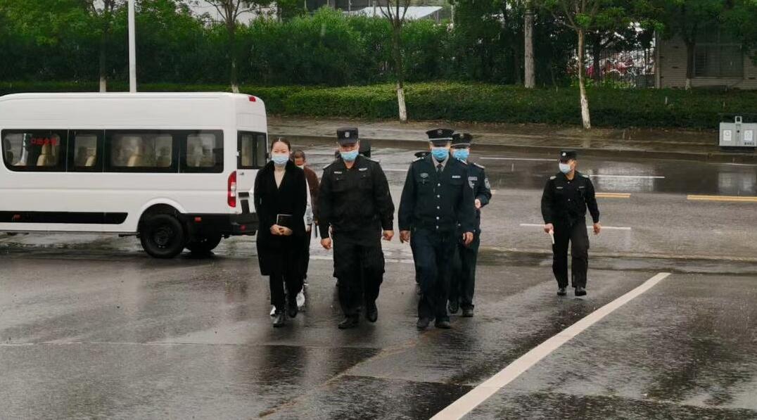 獵鷹保安公司為做好“國慶假期”期間客戶單位安全守護(hù)！