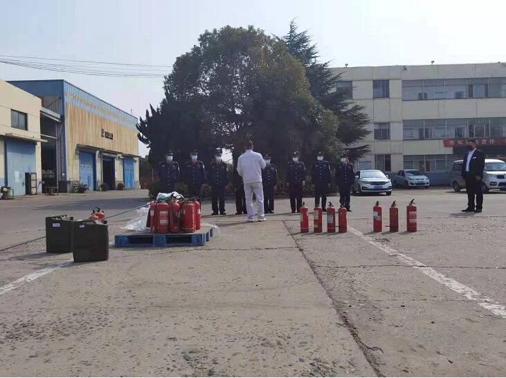 獵鷹保安公司積極組織，開展消防實戰(zhàn)演練，防患于未“燃”