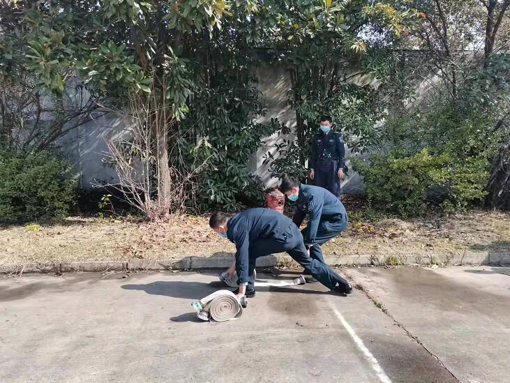 大型活動的時候，保安人員一般會制定這樣的應對措施的！